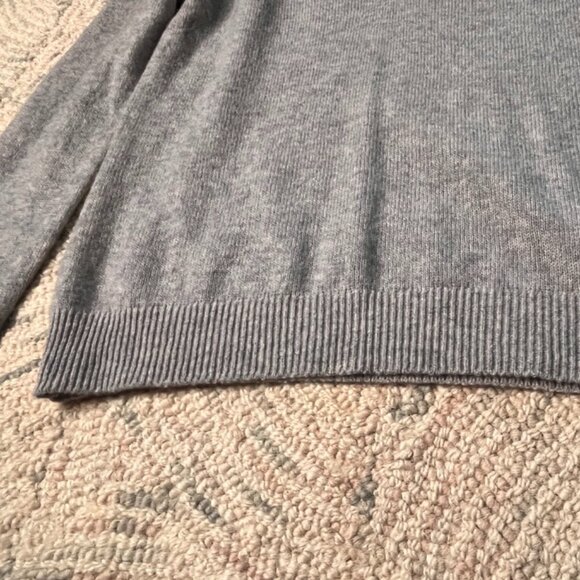 Michael by Michael Kors 100% Cashmere Cutout V-Neck Sweater - Picture 6 of 14